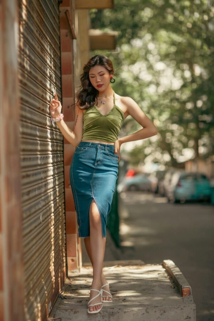 Women midi skirt clearly visible