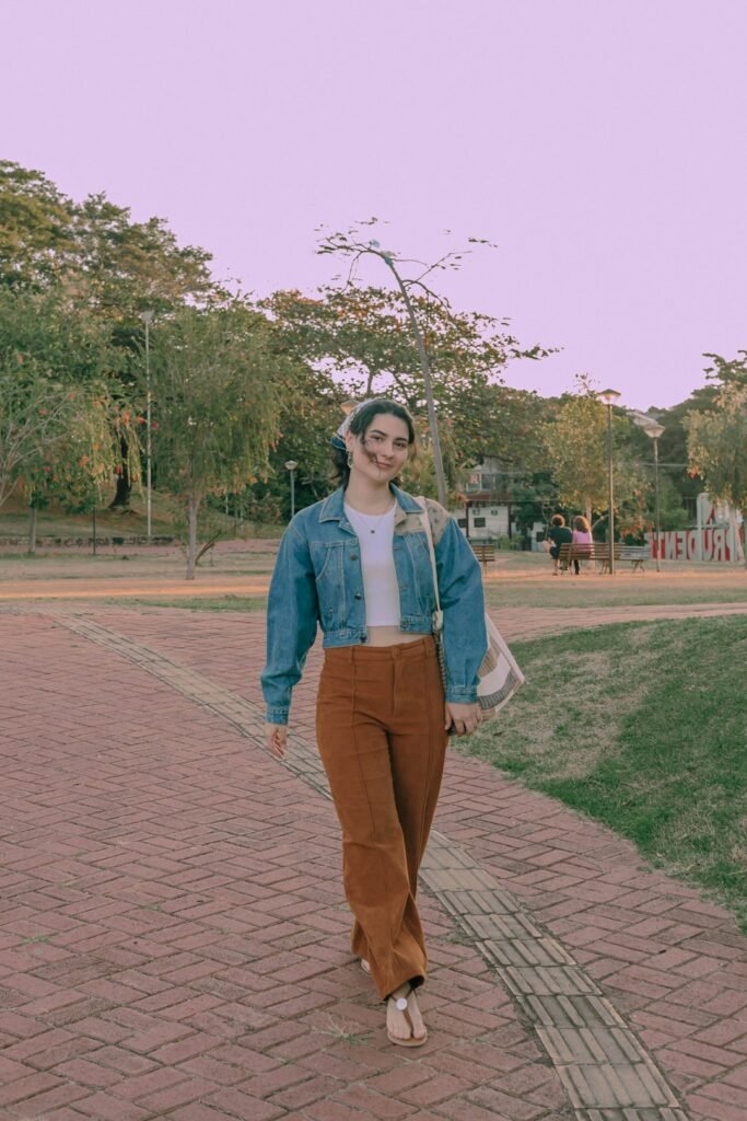 Women pleated trousers clearly visible